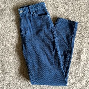 BDG Corduroy Mom Jeans Size 25